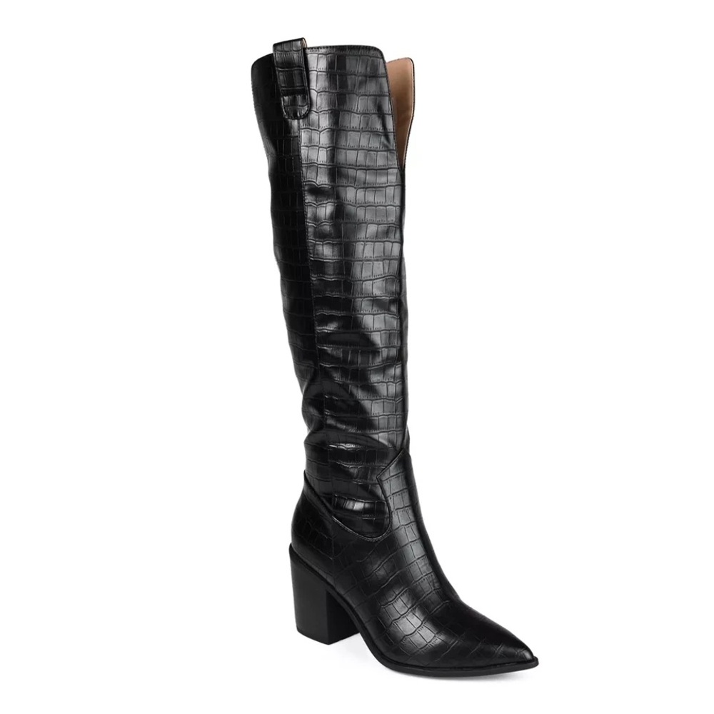 Journee Collection Black Heeled Boots with Chunky Heel and Pointed Toe